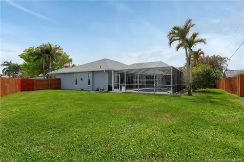 2419 SE Melon Court Port St Lucie FL 34952