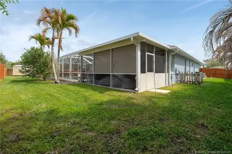 2419 SE Melon Court Port St Lucie FL 34952