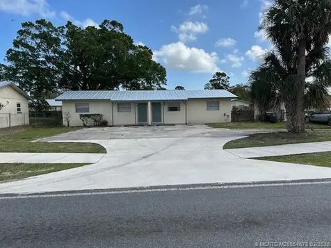 4058 Oleander Avenue Fort Pierce FL 34982
