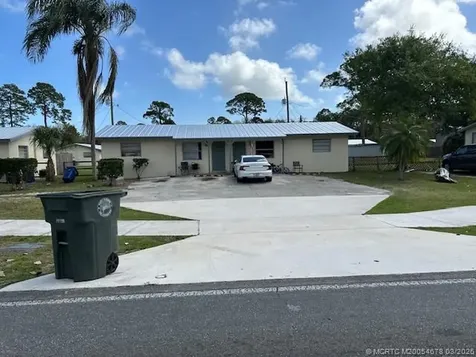 4058 Oleander Avenue Fort Pierce FL 34982