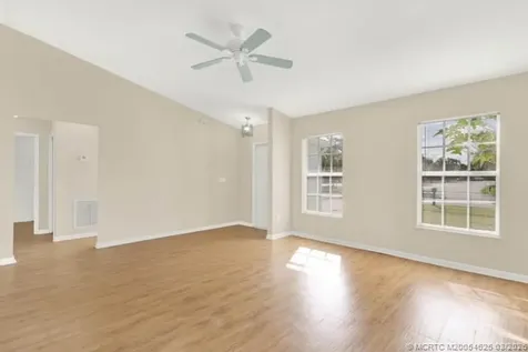 2361 SE Mariposa Avenue Port St Lucie FL 34952