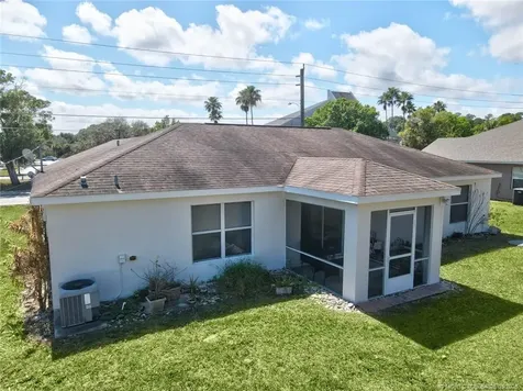2361 SE Mariposa Avenue Port St Lucie FL 34952