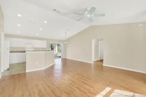 2361 SE Mariposa Avenue Port St Lucie FL 34952