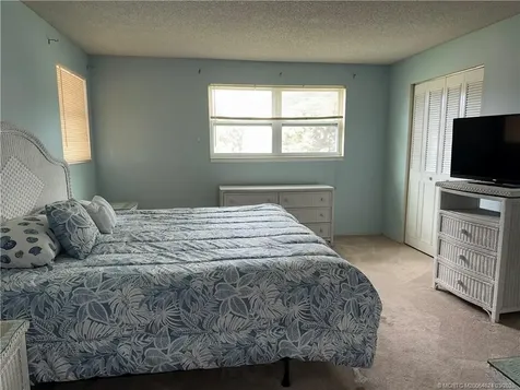 2950 SE Ocean Boulevard Stuart FL 34996