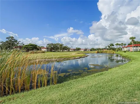 98 Spring Lake Drive Vero Beach FL 32962