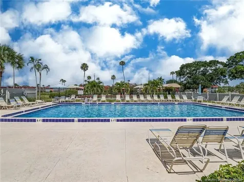 98 Spring Lake Drive Vero Beach FL 32962