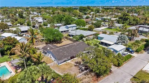 1309 SE 8th Street Stuart FL 34996