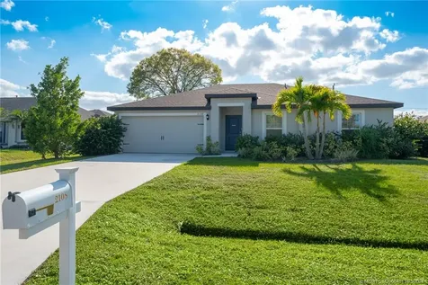 2108 SW Vista Road Port St Lucie FL 34953
