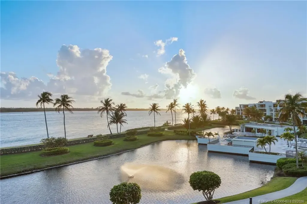 2818 SE Dune Drive Stuart FL 34996