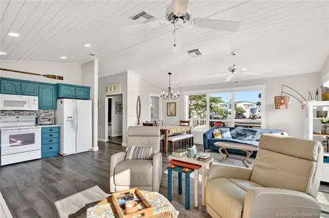 1285 Nettles Boulevard Jensen Beach FL 34957