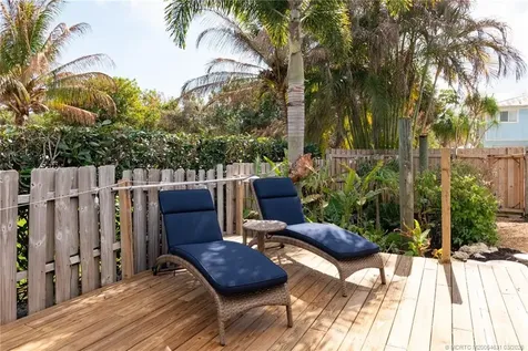 4095 SE Bay Avenue Stuart FL 34997