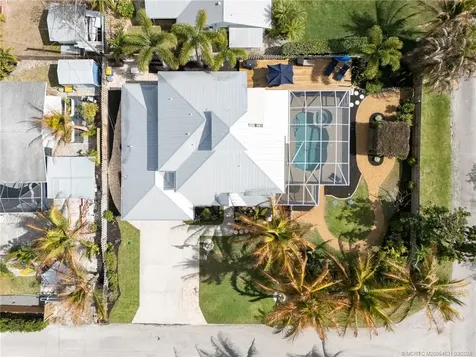 4095 SE Bay Avenue Stuart FL 34997