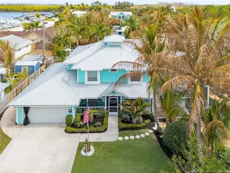 4095 SE Bay Avenue Stuart FL 34997