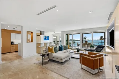 2820 SE Dune Drive Stuart FL 34996