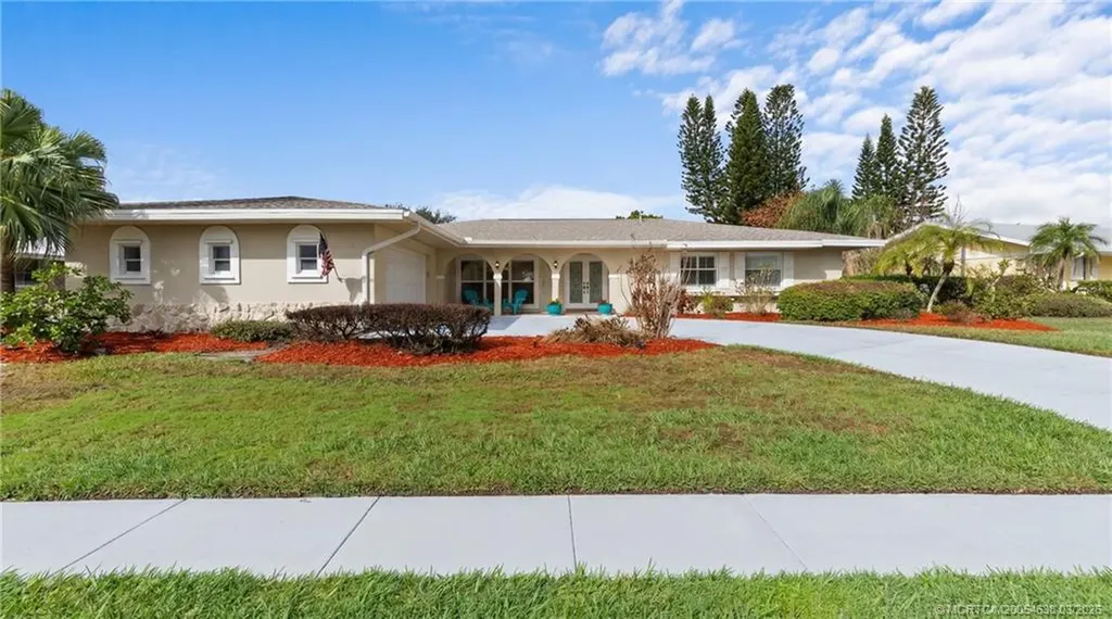 2802 SE Pine Valley Street Port St Lucie FL 34952