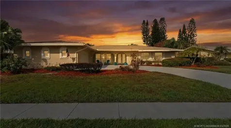 2802 SE Pine Valley Street Port St Lucie FL 34952