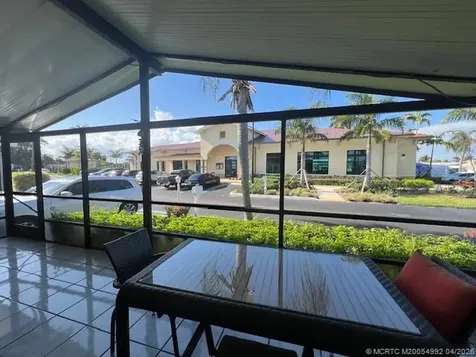 3304 Lake Overlook Place Lantana FL 33462
