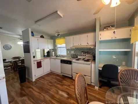 3304 Lake Overlook Place Lantana FL 33462