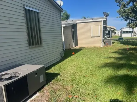 3304 Lake Overlook Place Lantana FL 33462