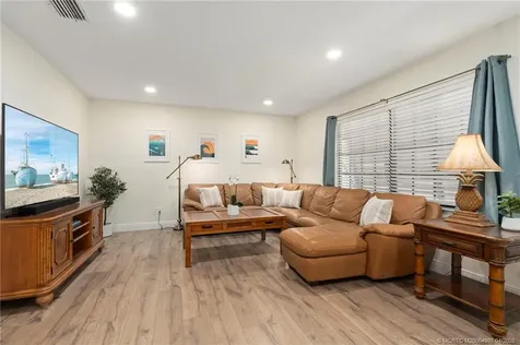 3009 SE Darien Road Port St Lucie FL 34952