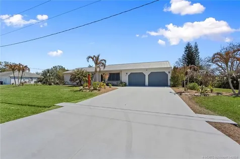 3009 SE Darien Road Port St Lucie FL 34952