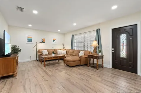 3009 SE Darien Road Port St Lucie FL 34952