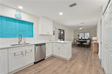 3009 SE Darien Road Port St Lucie FL 34952