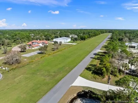 5551 SW Mistletoe Lane Palm City FL 34990