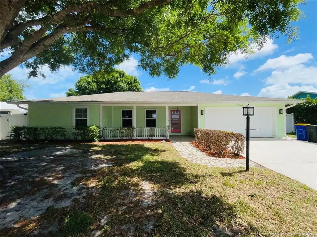 2061 NE Hoya Calle Jensen Beach FL 34957