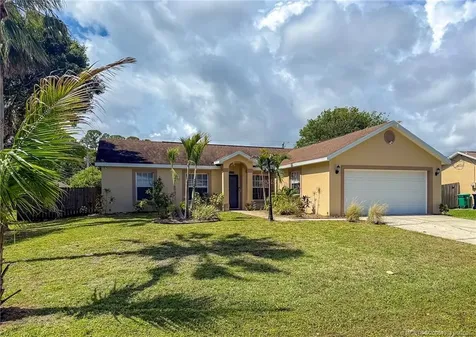 2274 SE Longhorn Avenue Port St Lucie FL 34952