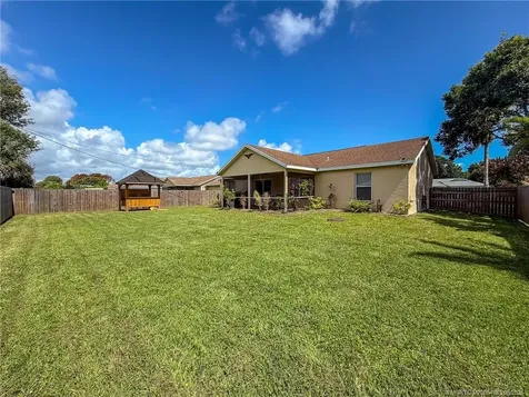 2274 SE Longhorn Avenue Port St Lucie FL 34952