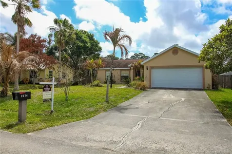 2274 SE Longhorn Avenue Port St Lucie FL 34952