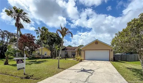 2274 SE Longhorn Avenue Port St Lucie FL 34952