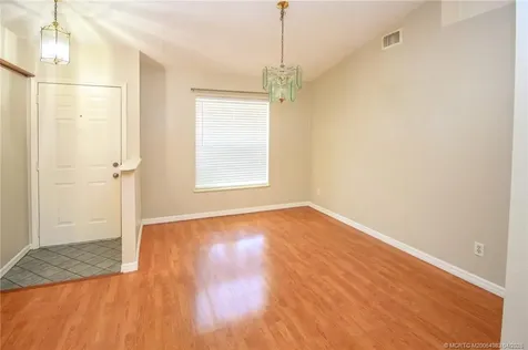 2274 SE Longhorn Avenue Port St Lucie FL 34952