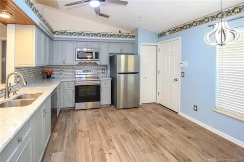 2274 SE Longhorn Avenue Port St Lucie FL 34952