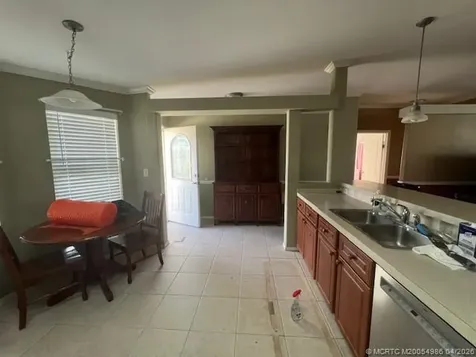 4237 4th Court Lantana FL 33462