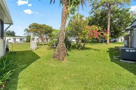 4237 4th Court Lantana FL 33462