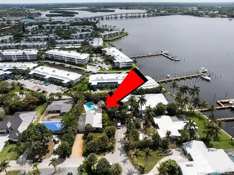 517 SW South Carolina Drive Stuart FL 34994