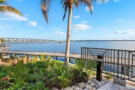 41 SW Seminole Street Stuart FL 34994