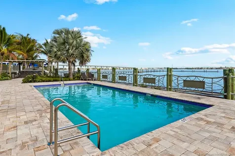 41 SW Seminole Street Stuart FL 34994