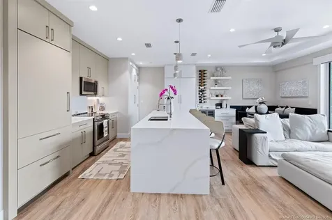 41 SW Seminole Street Stuart FL 34994