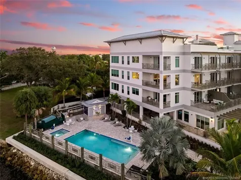 41 SW Seminole Street Stuart FL 34994