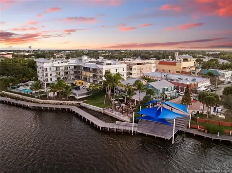 41 SW Seminole Street Stuart FL 34994
