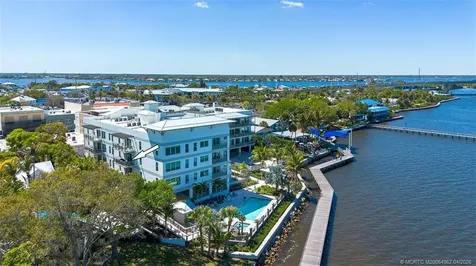 41 SW Seminole Street Stuart FL 34994