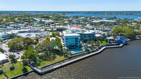 41 SW Seminole Street Stuart FL 34994