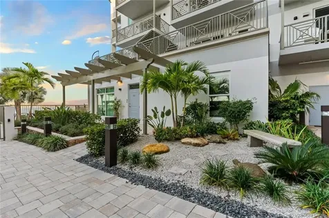 41 SW Seminole Street Stuart FL 34994