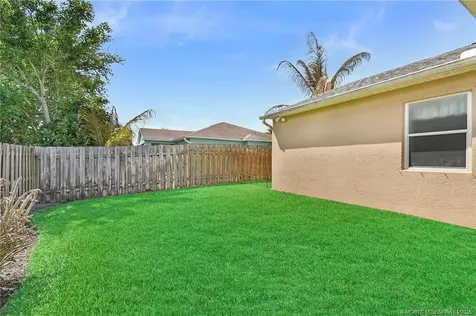 526 NE Vanda Terrado Jensen Beach FL 34957