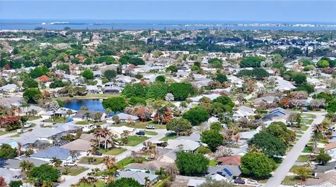 526 NE Vanda Terrado Jensen Beach FL 34957