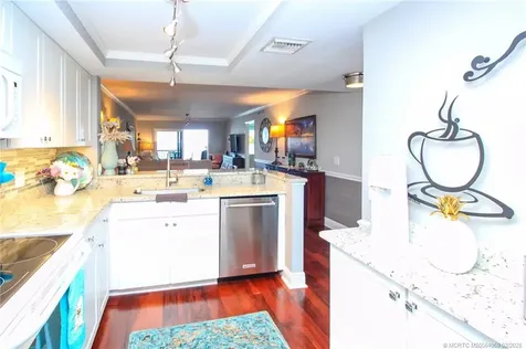 20 NE Plantation Road Stuart FL 34996
