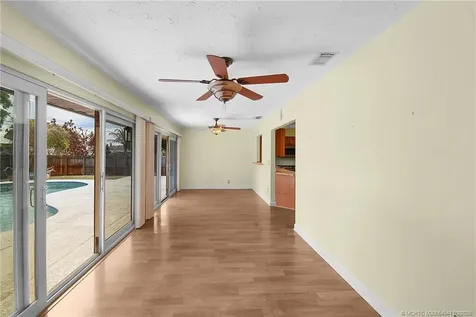 542 NW La Brea Avenue Port St Lucie FL 34983